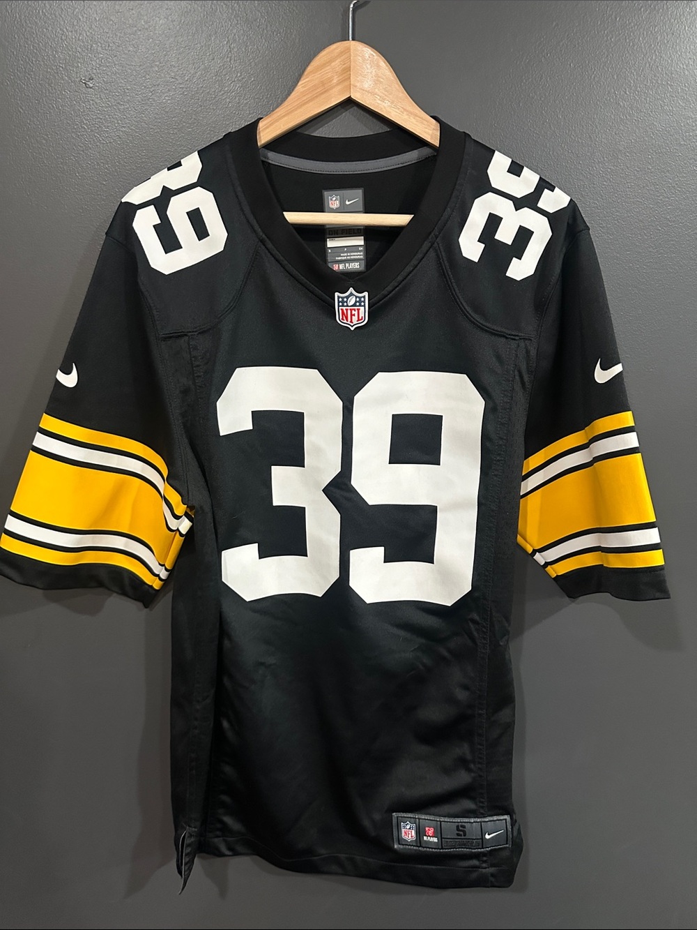 Nike Pittsburgh Steelers Men’s Black & Yellow #39 Football Jersey Fitzpatrick